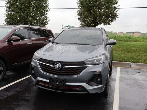 Used 2021 Buick Encore GX Essence w/ Advanced Technology Package AWD/4WD image 2