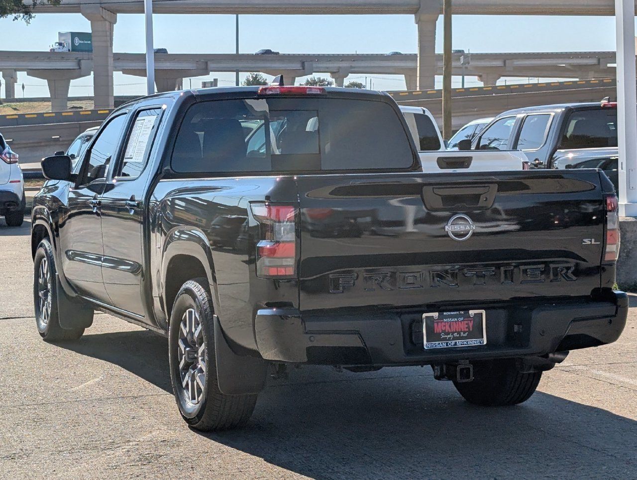 Certified 2025 Nissan Frontier SL RWD image 4