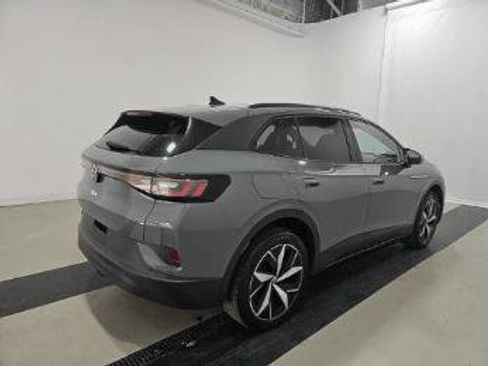 Used 2023 Volkswagen ID.4 Pro S image 4