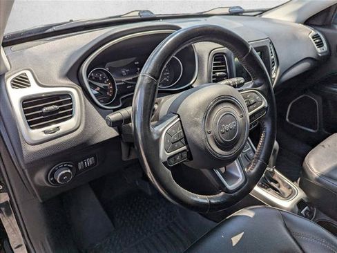 Used 2020 Jeep Compass Latitude w/ Popular Equipment Group AWD/4WD image 12