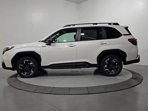New 2026 Subaru Forester Touring AWD/4WD image 2