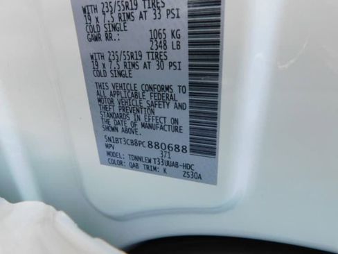 Used 2023 Nissan Rogue SL w/ SL Premium Package image 23