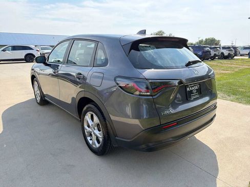 Used 2023 Honda HR-V LX image 4