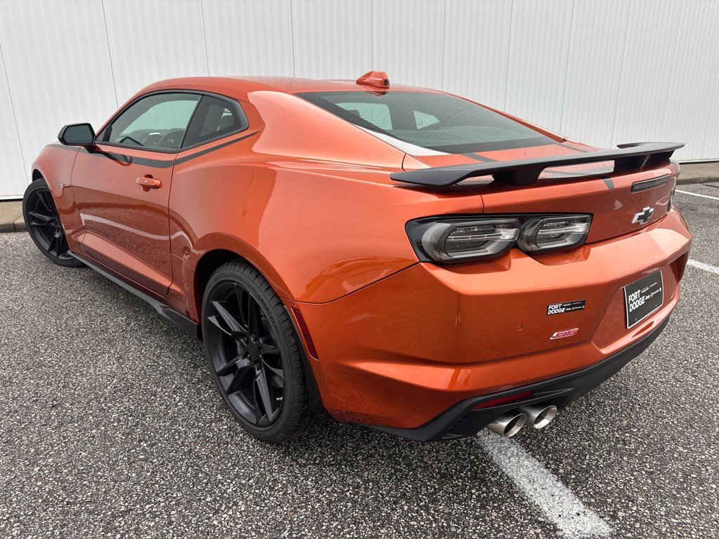 Used 2022 Chevrolet Camaro SS RWD image 5