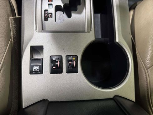 Used 2010 Toyota 4Runner Limited RWD image 37