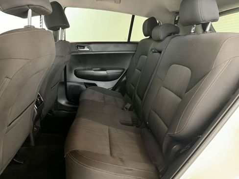 Used 2021 Kia Sportage LX AWD/4WD image 12