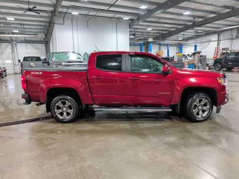 Used 2019 Chevrolet Colorado Z71 image 2