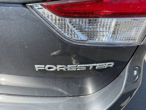 Used 2024 Subaru Forester Premium AWD/4WD image 32