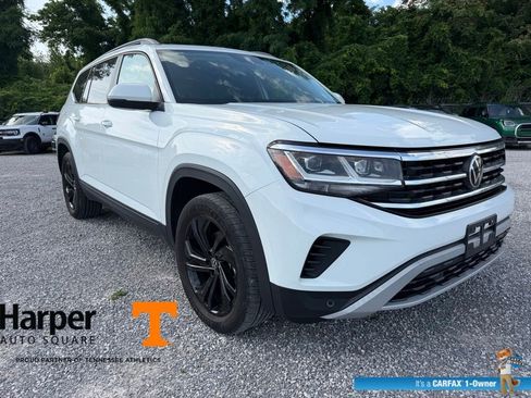 Used 2023 Volkswagen Atlas SE w/ Panoramic Sunroof Package FWD image 8