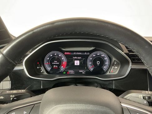 Used 2024 Audi Q3 2.0T Premium Plus w/ Premium Plus Package AWD/4WD image 10