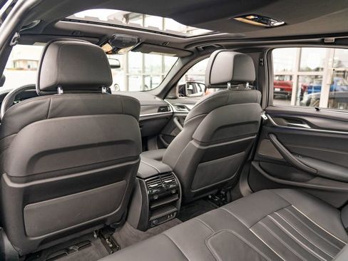 Used 2023 BMW M550i xDrive w/ Executive Package image 16