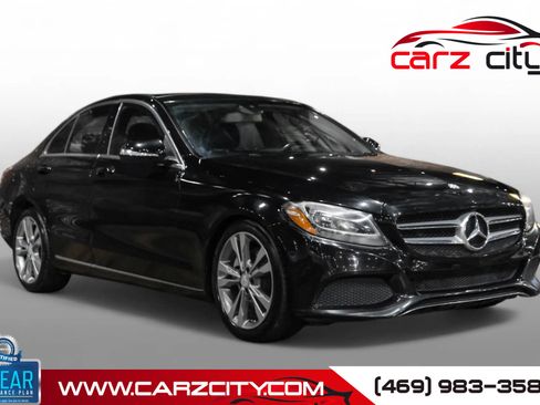 Used 2015 Mercedes-Benz C 300 Sedan image 1