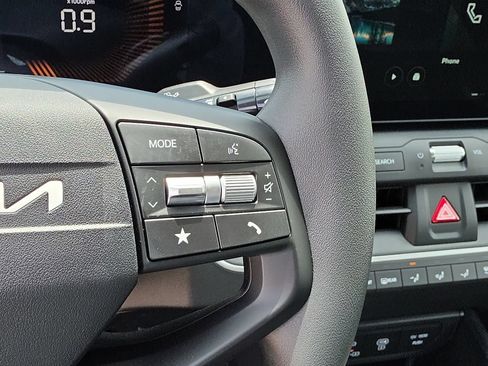 New 2026 Kia K4 FWD image 29