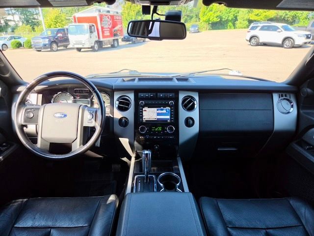 Used 2014 Ford Expedition Limited w/ Equipment Group 301A AWD/4WD image 15