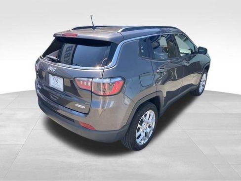 Used 2023 Jeep Compass Latitude AWD/4WD image 20