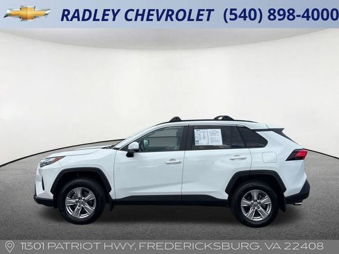 Used 2023 Toyota RAV4 XLE AWD/4WD image 16