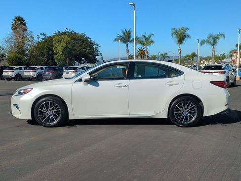 Used 2017 Lexus ES 350 image 8