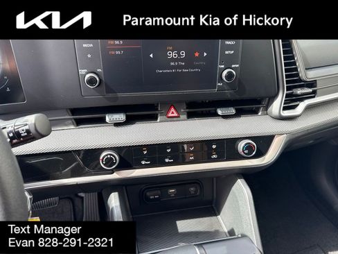 Used 2025 Kia Sportage LX FWD image 23