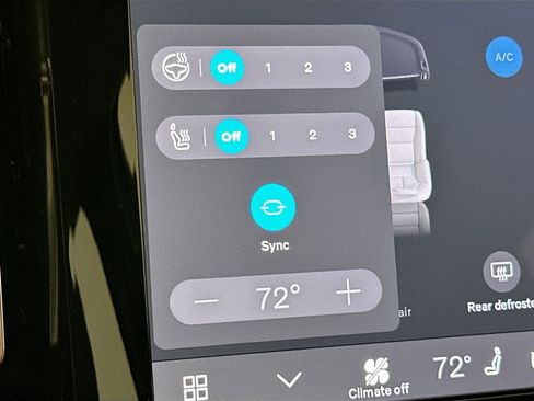 New 2026 Volvo XC40 B4 Plus w/ Climate Package image 21