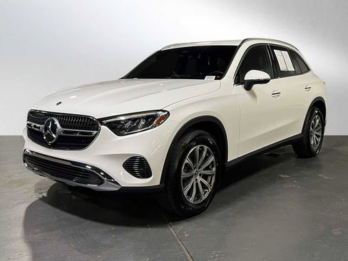 Certified 2025 Mercedes-Benz GLC 300 4MATIC image 7