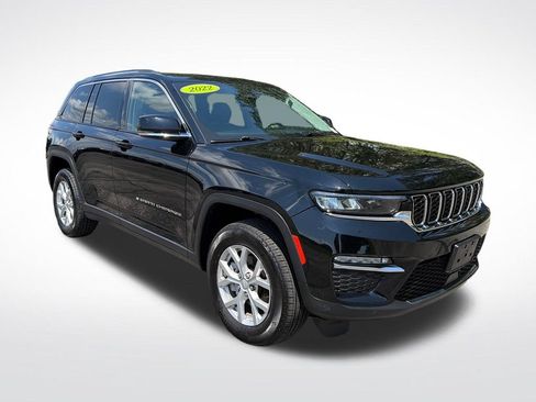 Used 2023 Jeep Grand Cherokee Limited AWD/4WD image 16