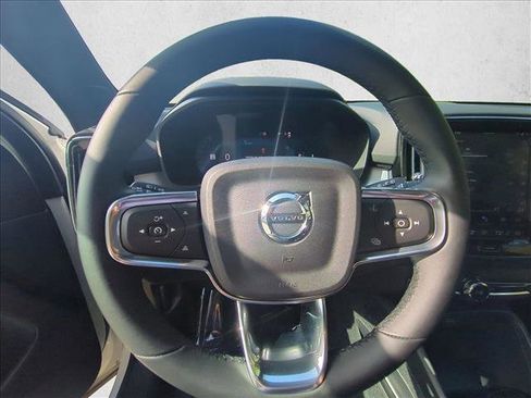 Used 2026 Volvo XC40 B5 Ultra w/ Protection Package Premier AWD/4WD image 30