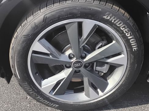 Certified 2025 Audi Q4 e-tron Premium w/ Convenience Package image 12