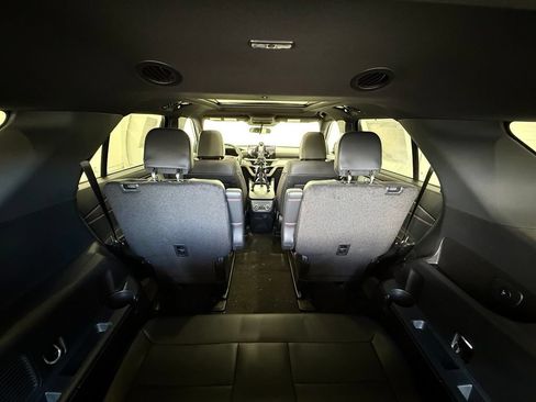 New 2026 Ford Explorer ST-Line AWD/4WD image 32