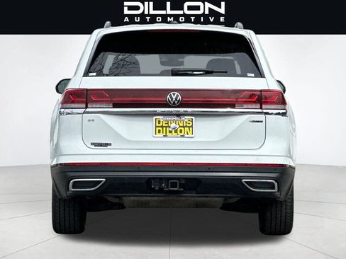 Used 2024 Volkswagen Atlas SE AWD/4WD image 5
