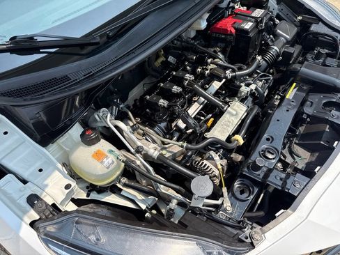 Used 2023 Nissan Versa S FWD image 28