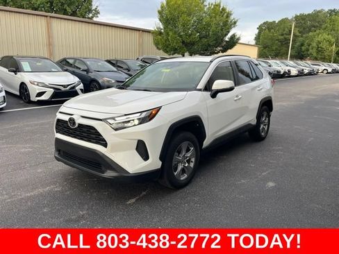 Used 2025 Toyota RAV4 XLE AWD/4WD image 35