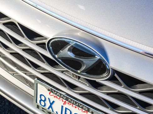 Used 2021 Hyundai Nexo Limited FWD image 16