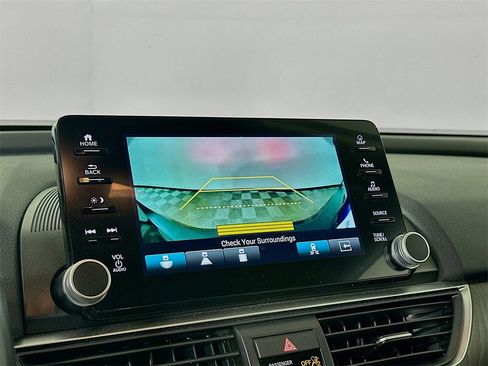 Certified 2022 Honda Accord Touring image 23