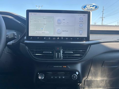 Used 2024 Ford Escape ST-Line w/ Tech Pack #1 AWD/4WD image 17