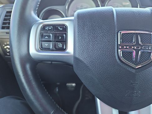 Used 2014 Dodge Challenger R/T image 13