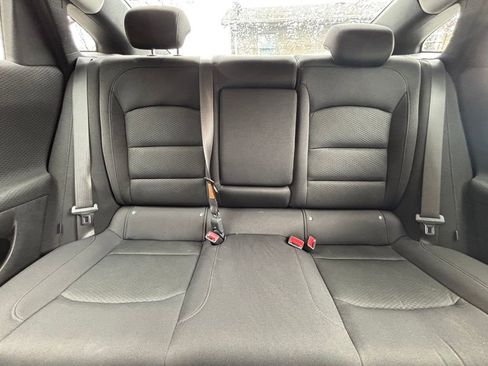 Used 2025 Chevrolet Malibu LT image 14