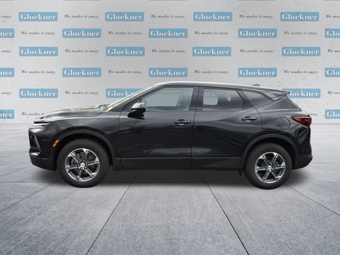Used 2025 Chevrolet Blazer LT AWD/4WD image 9