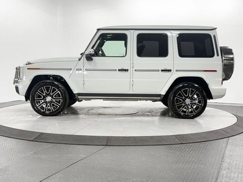 Used 2025 Mercedes-Benz G 550 w/ Exclusive Interior Package image 4
