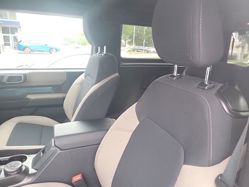 Used 2023 Ford Bronco Big Bend image 7