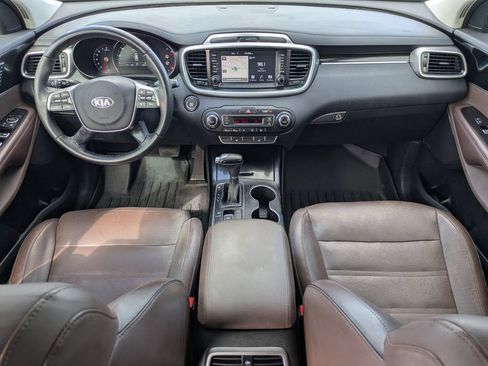 Used 2019 Kia Sorento SX FWD image 16