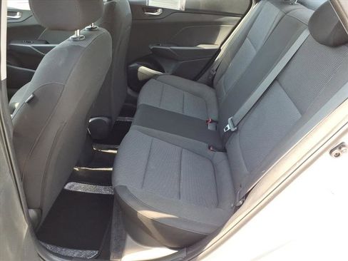 Used 2021 Hyundai Accent SE FWD image 13