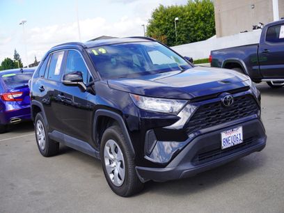 Used 2019 Toyota RAV4 LE