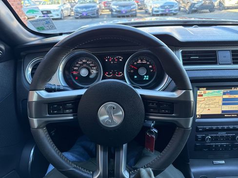 Used 2010 Ford Mustang Shelby GT500 image 22