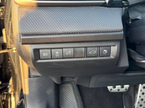 Used 2025 Toyota Camry SE FWD image 22