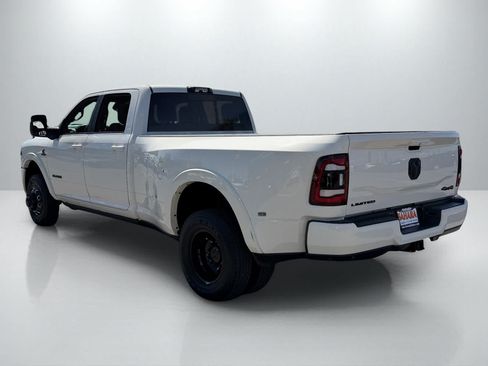 Used 2024 RAM 3500 Limited w/ Night Edition AWD/4WD image 4