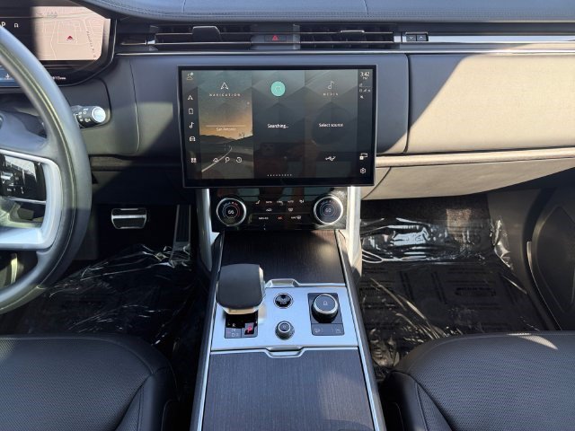 Used 2023 Land Rover Range Rover SE AWD/4WD image 15