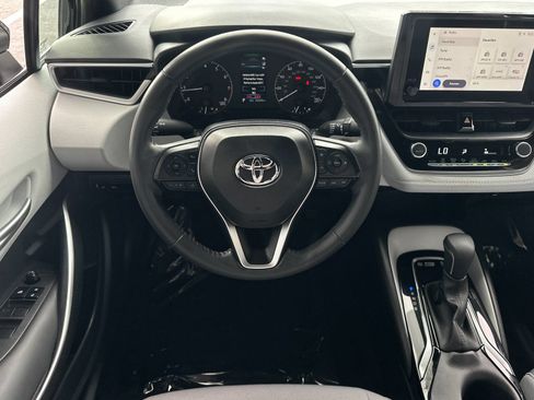 Used 2024 Toyota Corolla SE FWD image 13
