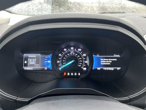 Used 2024 Ford Edge SEL w/ Convenience Package image 10