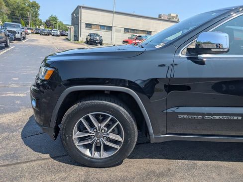 Used 2020 Jeep Grand Cherokee Limited w/ Trailer Tow Group IV AWD/4WD image 2