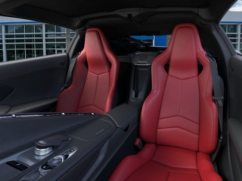 Used 2025 Chevrolet Corvette Z06 image 16